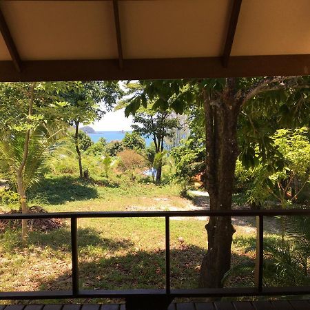 パヤム島 Mr Gao, Ko Phayam Bed & Breakfast エクステリア 写真